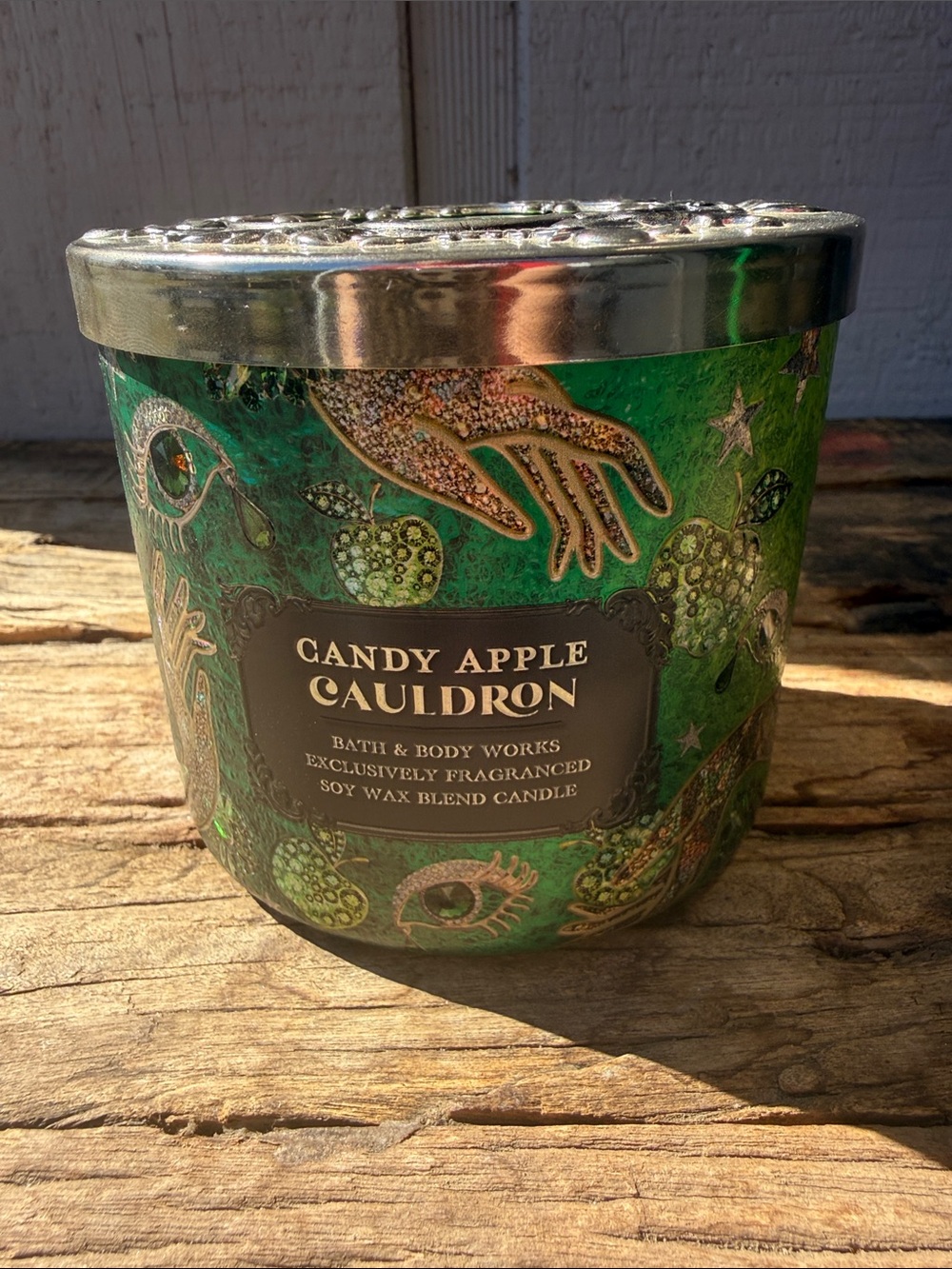 Bath & Body Works Candy Apple Cauldron Candle - Green with Gold Accents